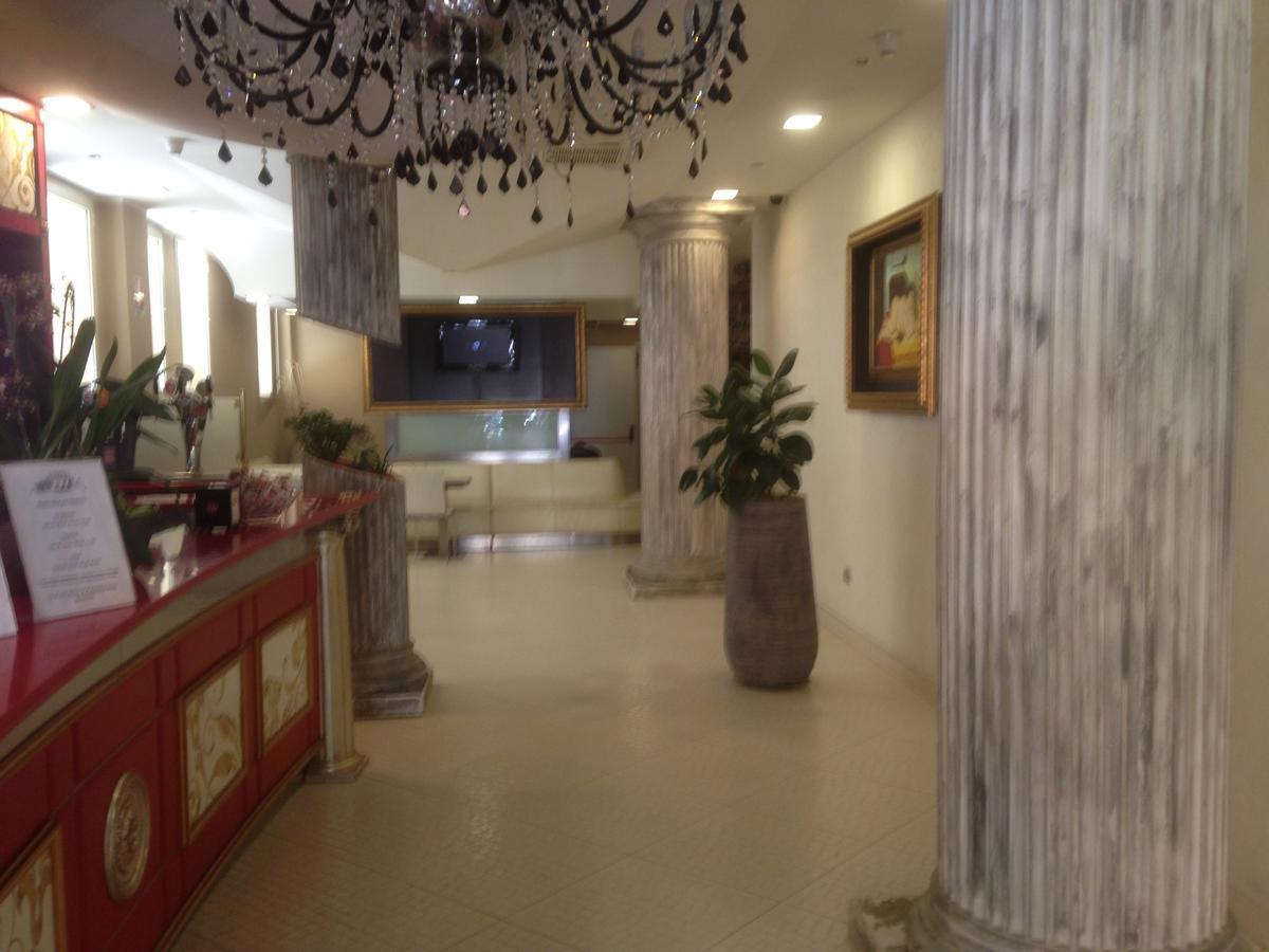 Hotel In 체제나티코 외부 사진
