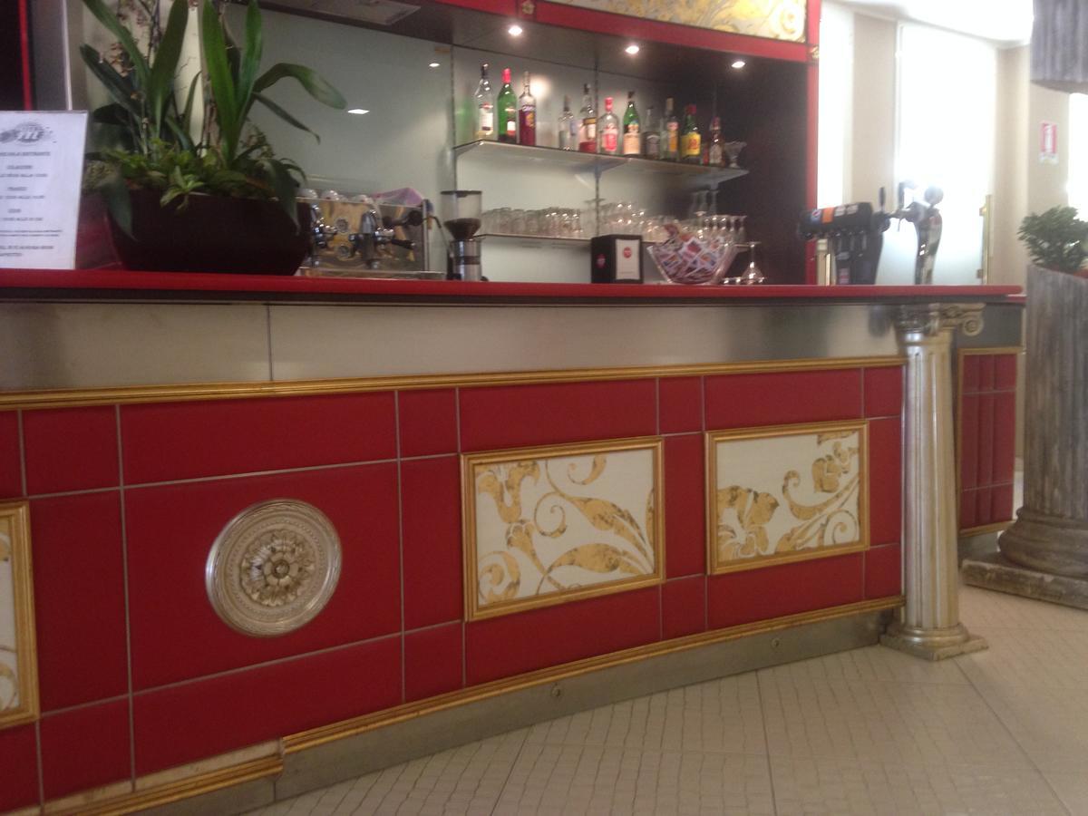 Hotel In 체제나티코 외부 사진