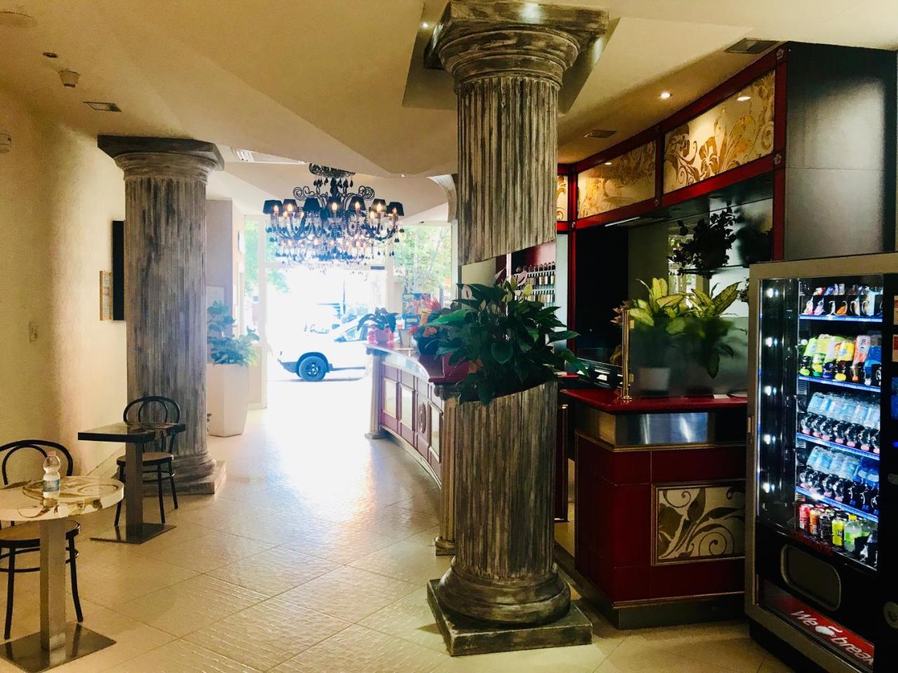 Hotel In 체제나티코 외부 사진