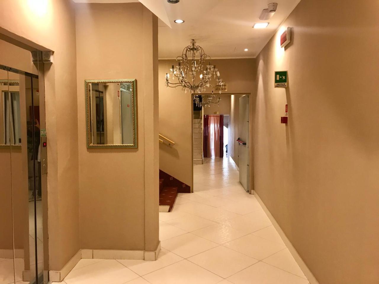 Hotel In 체제나티코 외부 사진
