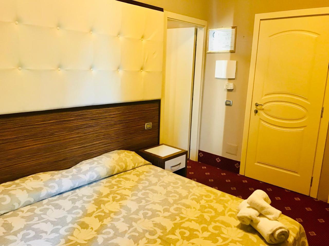Hotel In 체제나티코 외부 사진
