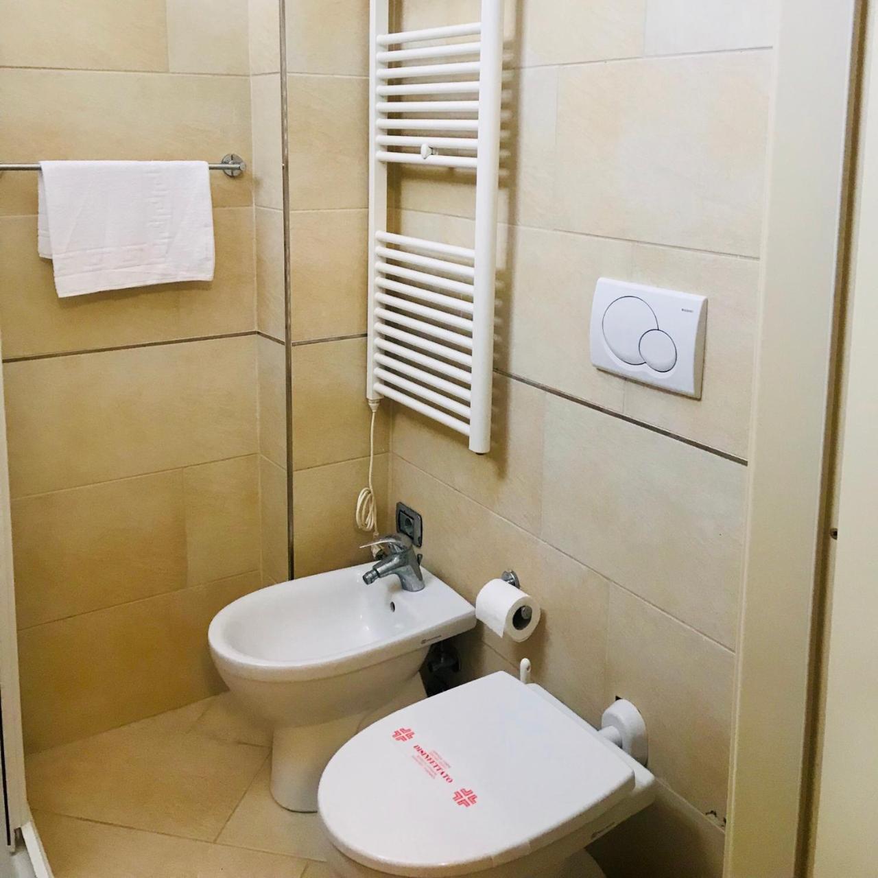 Hotel In 체제나티코 외부 사진