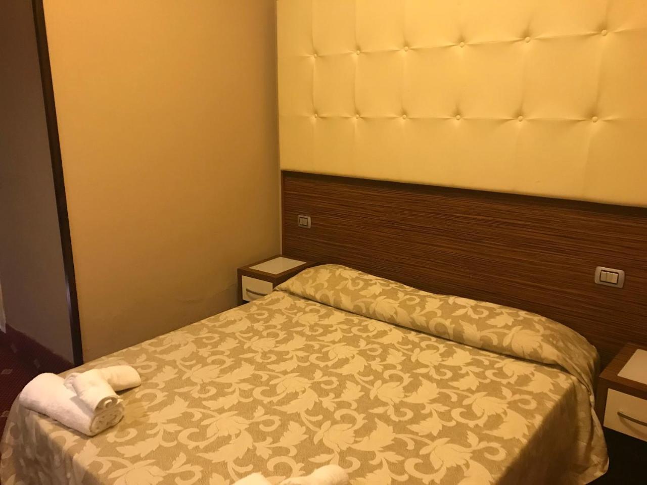 Hotel In 체제나티코 외부 사진